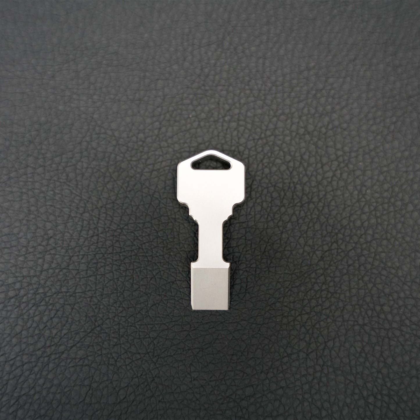 Keypry EDC Pry Bar