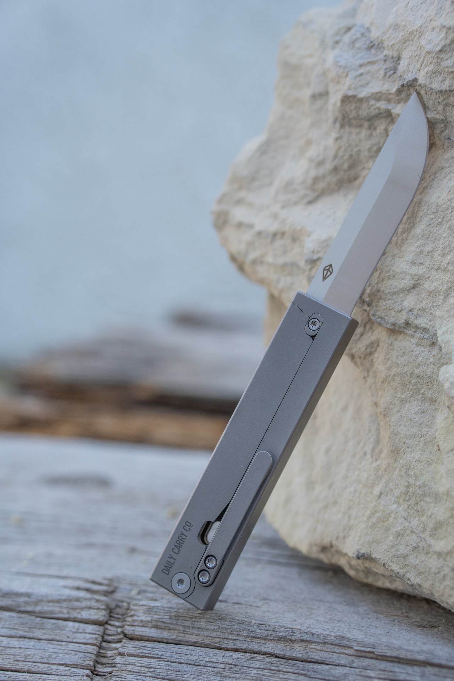 Parachute - Titanium Gravity Knife Gen 2.