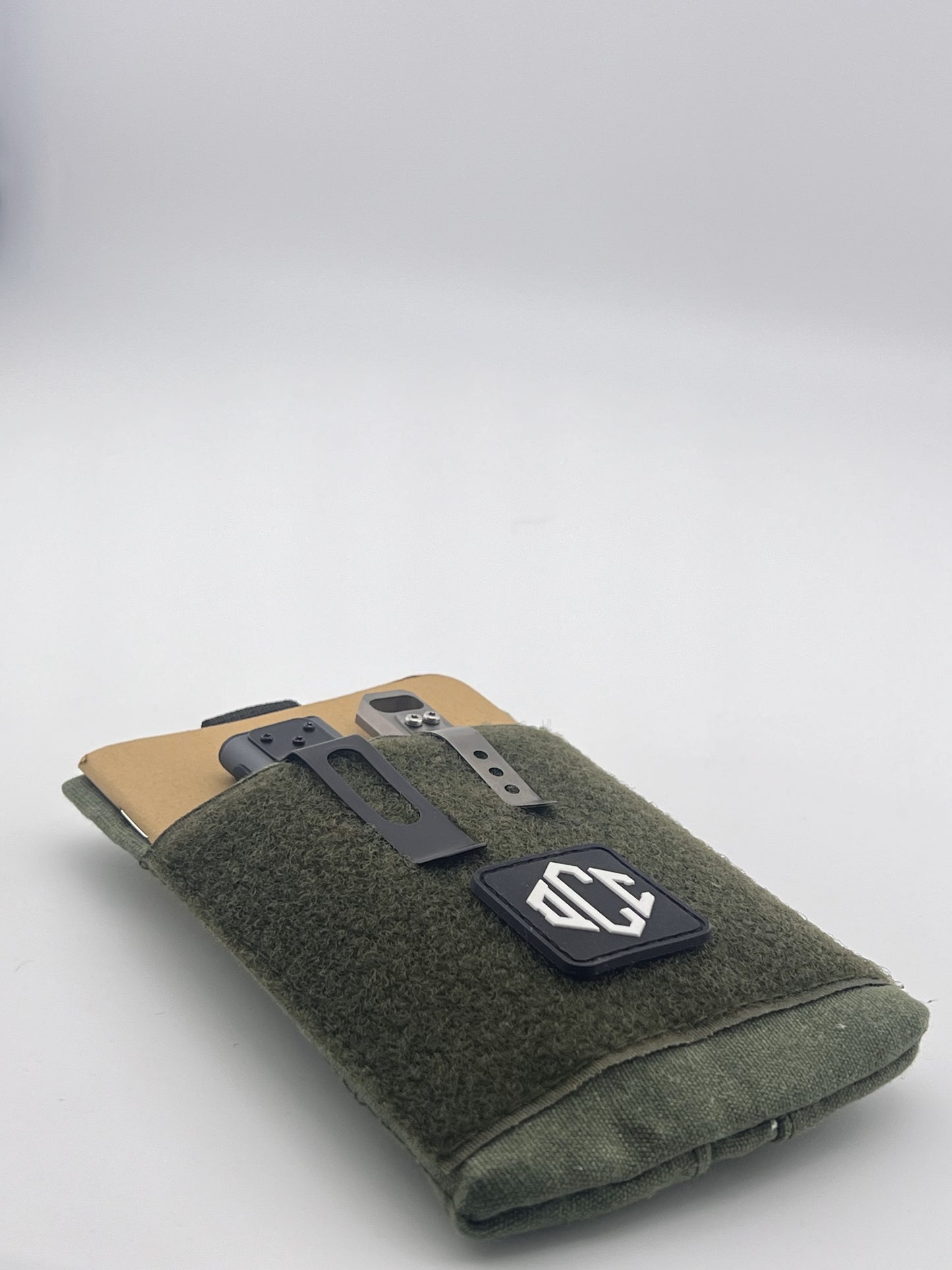 Rigger Pouch: A Modern Tribute to WWII Ingenuity