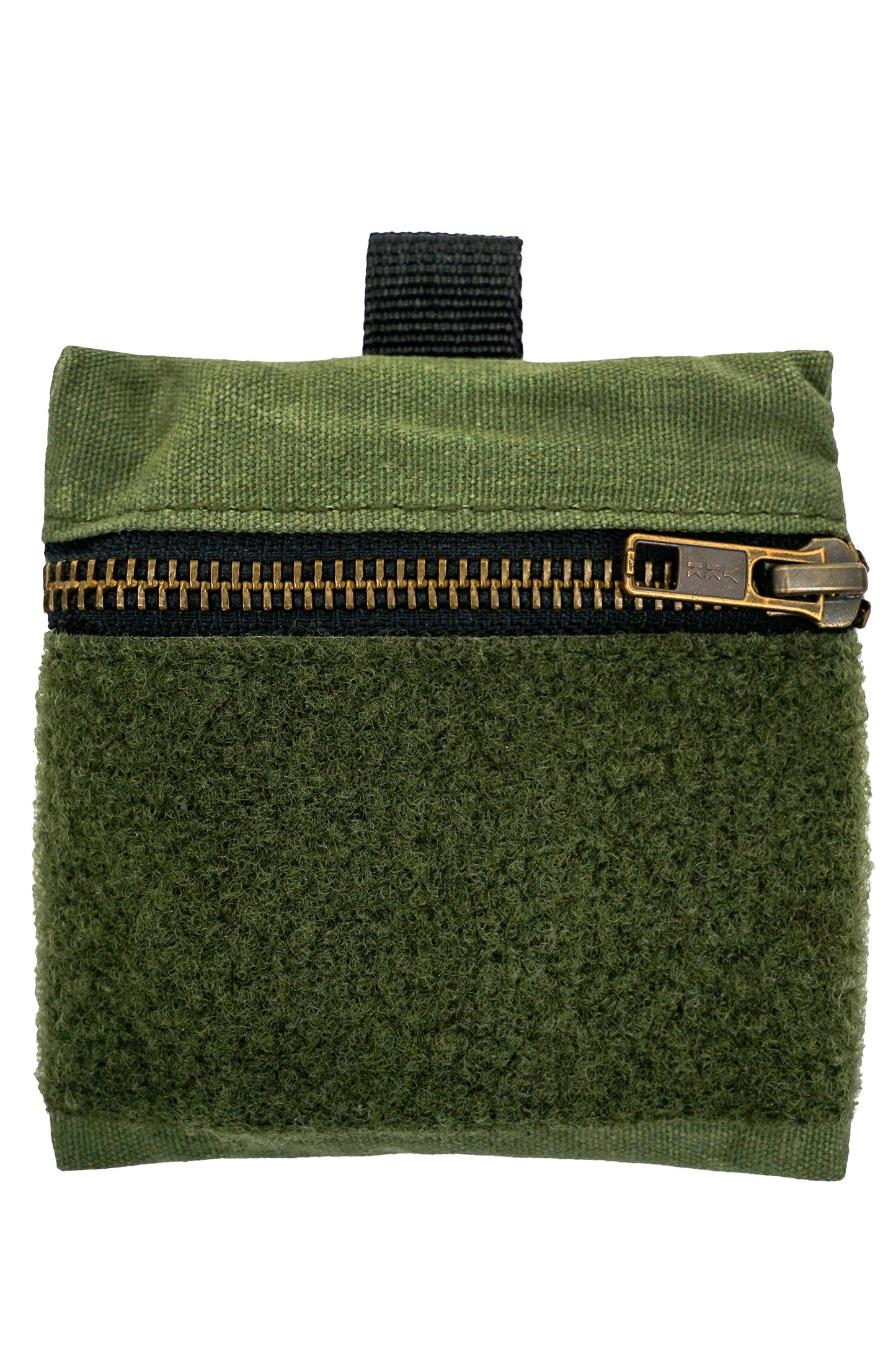 MiniRigger Pouch: Compact Utility Inspired by WWII Ingenuity