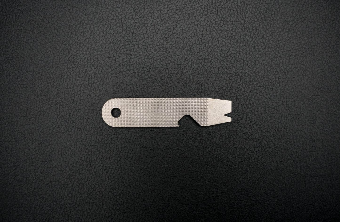 HandyPry Titanium Pry Bar