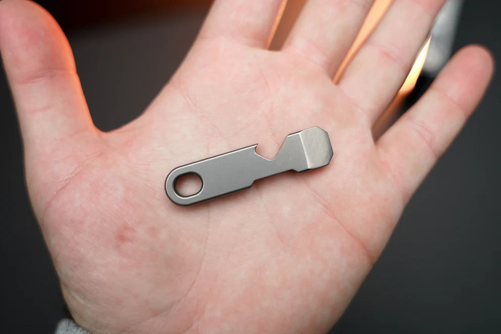 10 Surprising Ways to Use the QuickPry Mini Pry as an EDC Pry Bar Tool