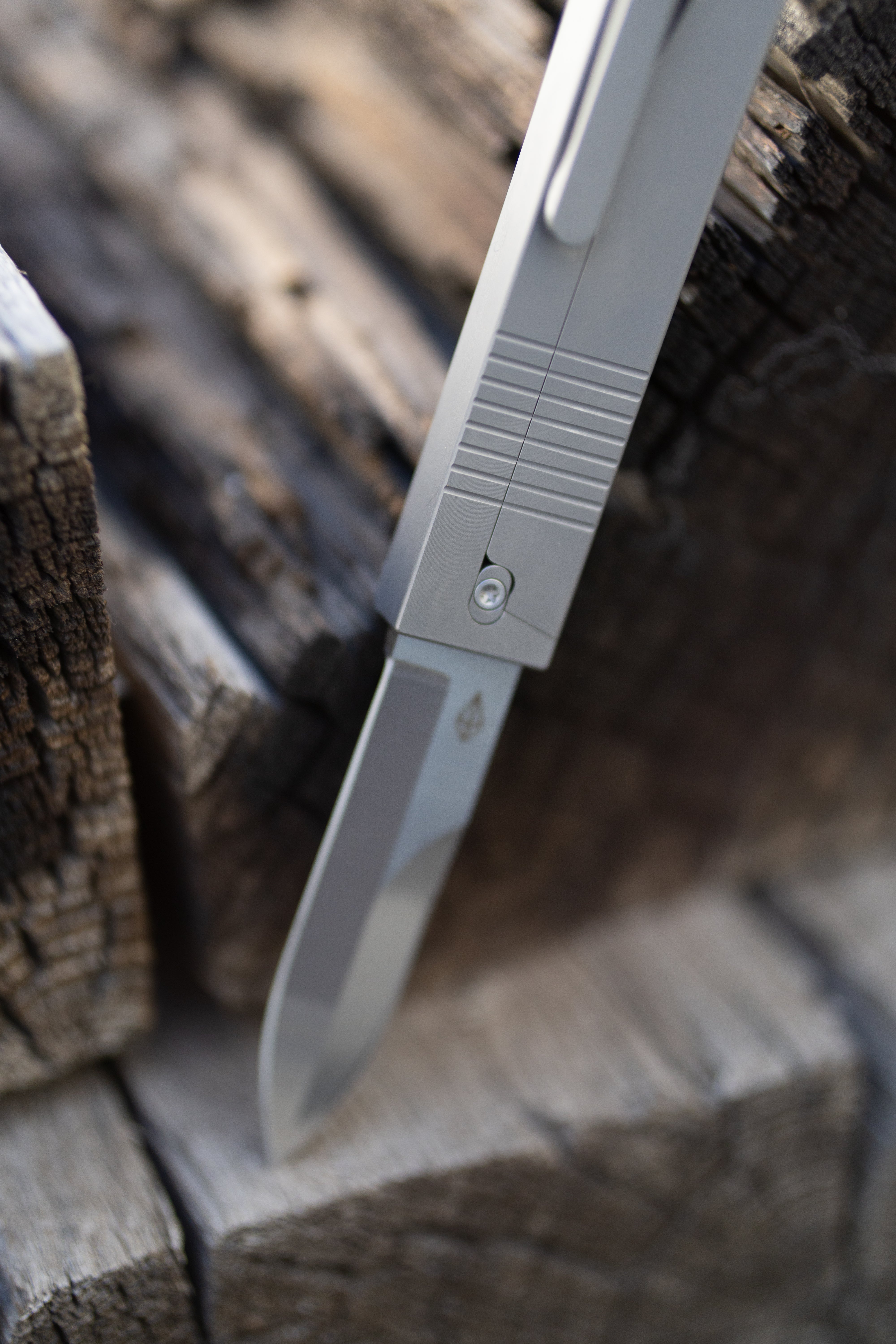 Parachute Titanium Gravity Knife Gen. 2