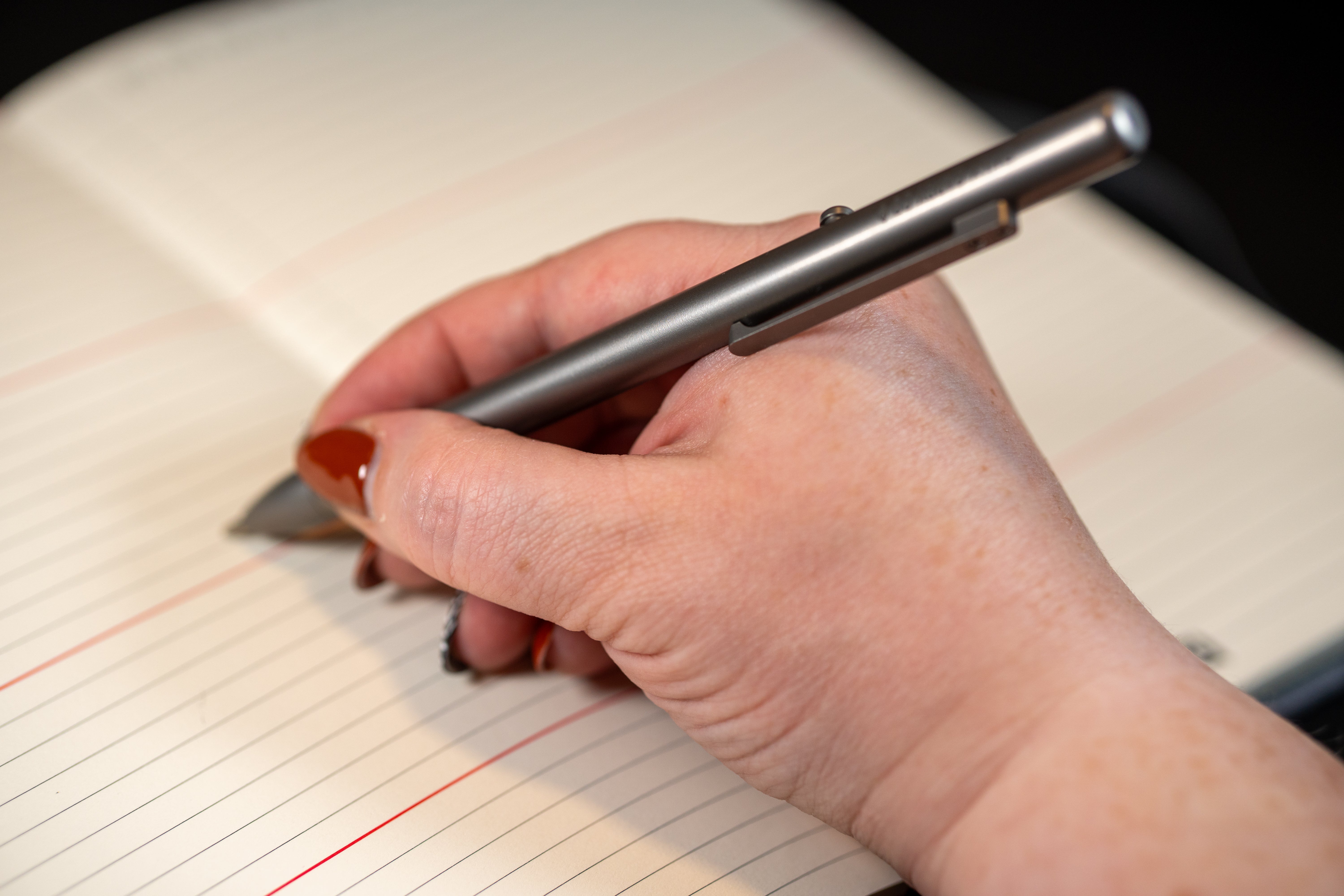 TiPen — Titanium Bolt-Action Pen