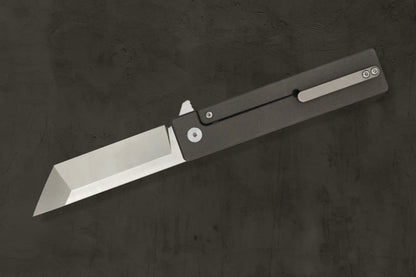 Vanguard : Titanium Assisted Opening Knife
