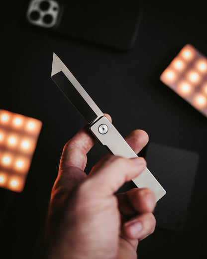MagBlade - Magnetic Titanium Knife